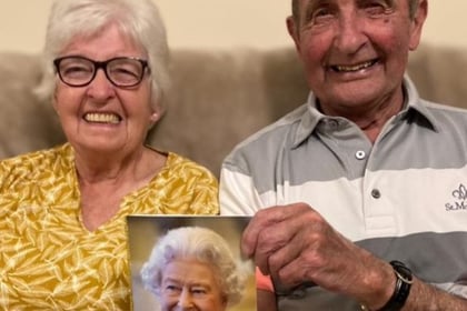Pair receive special letter for diamond anniversary