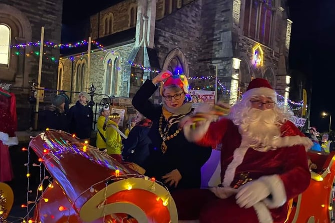 Helen Bailey with Santa 