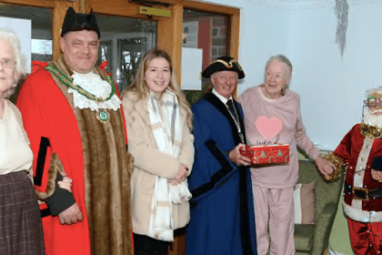 Holsworthy care home residents receive festive surprise visit