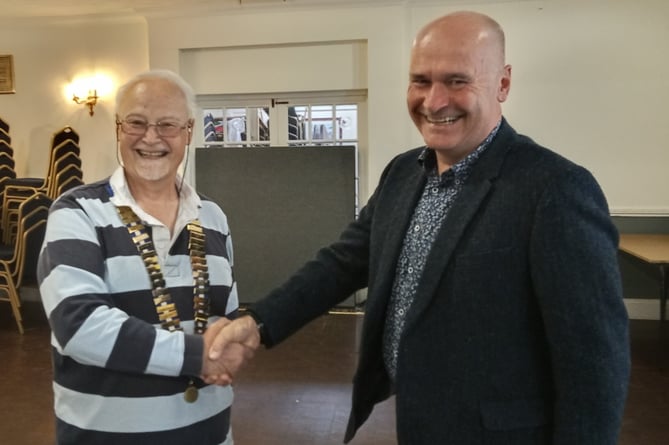 Probus chairman Paul welcomes new member Mark Stevens