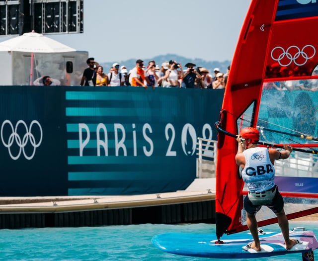 Launceston's Sills up to eighth in iQFOIL class at Paris Olympics