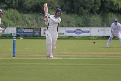 Hawke and Kent guide St Minver Seconds to away success