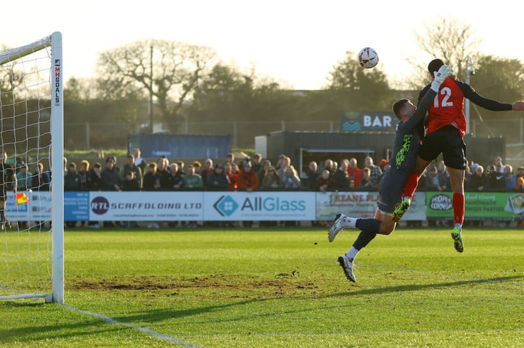 Christian Oxlade-Chamberlain v Slough Town.